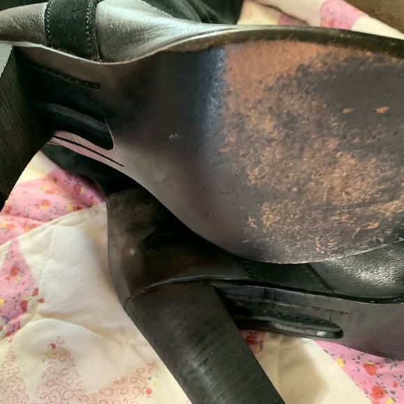 Boots - Picture 6 of 11